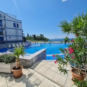Hotel apartamentowy Blue Bay Palace Complex